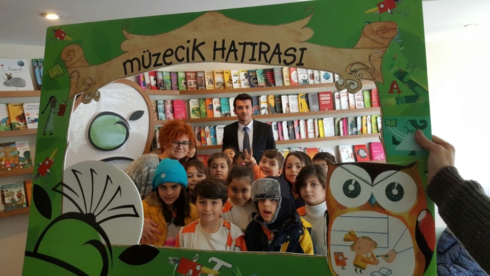 Okyanus Koleji Kolej Ozel Okul Ana Okulu Ilkokul Ortaokul Lise Eryaman Okyanus 3 A Sinifi Elma Yayinevi Ve Cocuk Edebiyati Muzesini Ziyaret Etti