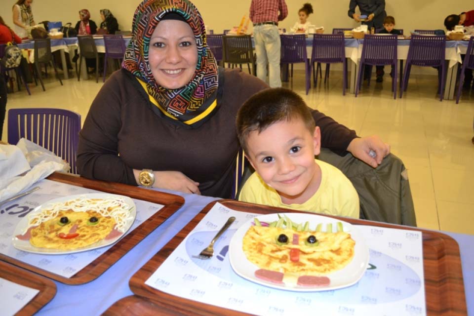 Okyanus Koleji Kolej Ozel Okul Ana Okulu Ilkokul Ortaokul Lise Fatih Okyanus Okul Oncesi Velileri En Guzel Kahvalti Tabagi Etkinliginde