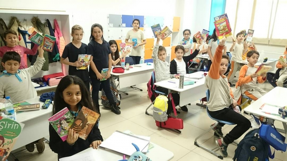 Okyanus Koleji Kolej Ozel Okul Ana Okulu Ilkokul Ortaokul Lise 5 Sinif Ogrencileri Dunya Cocuk Kitaplari Haftasini Kutladi