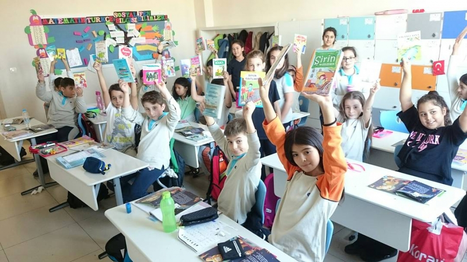 Okyanus Koleji Kolej Ozel Okul Ana Okulu Ilkokul Ortaokul Lise 5 Sinif Ogrencileri Dunya Cocuk Kitaplari Haftasini Kutladi