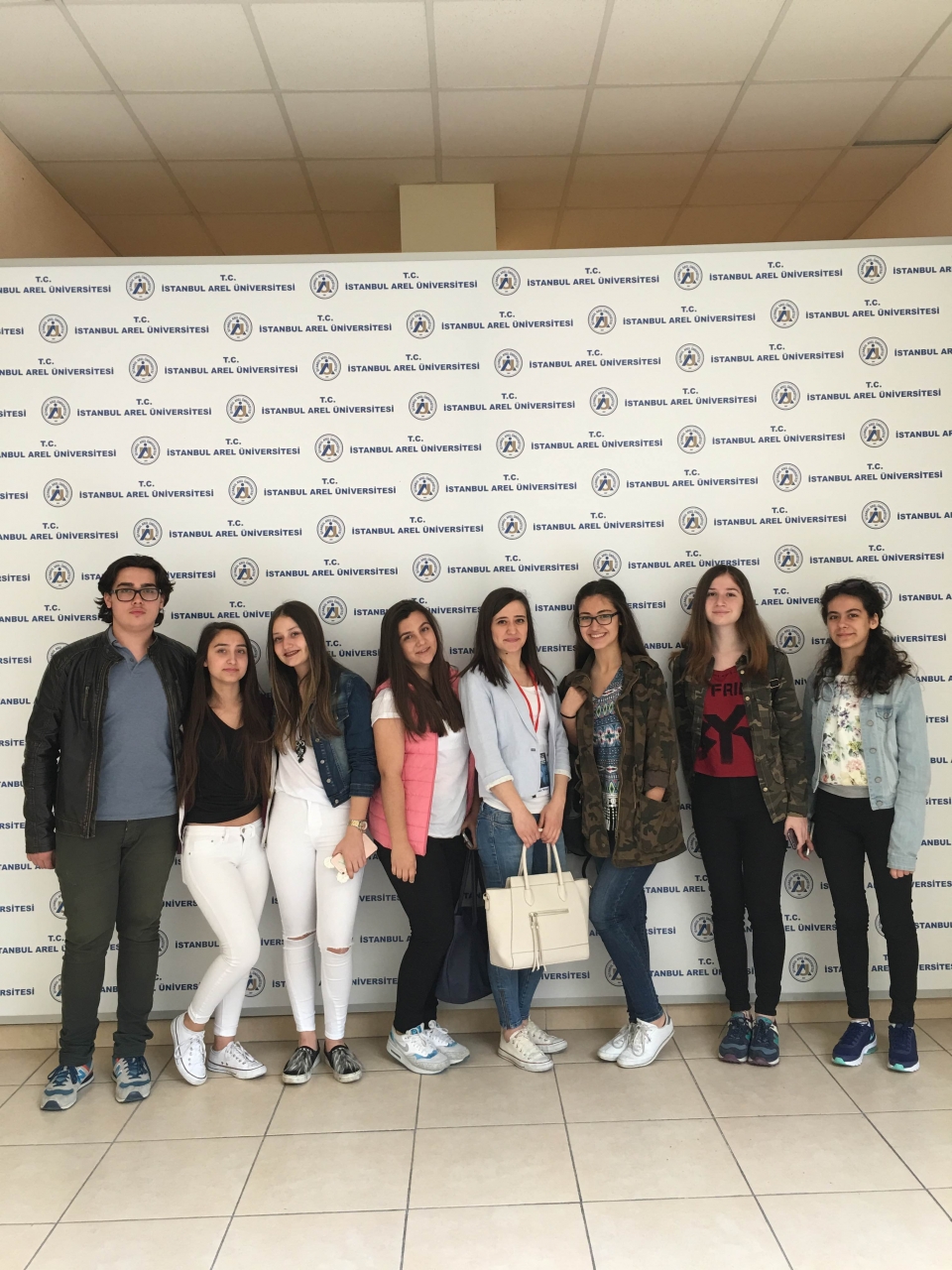 Mimaroba Okyanus Koleji Anadolu Lisesi Fotograf Psikoloji Kariyer Kulubu Arel Universitesi I Ulusal Psikoloji Ogrencileri Sempozyumu Na Katildi