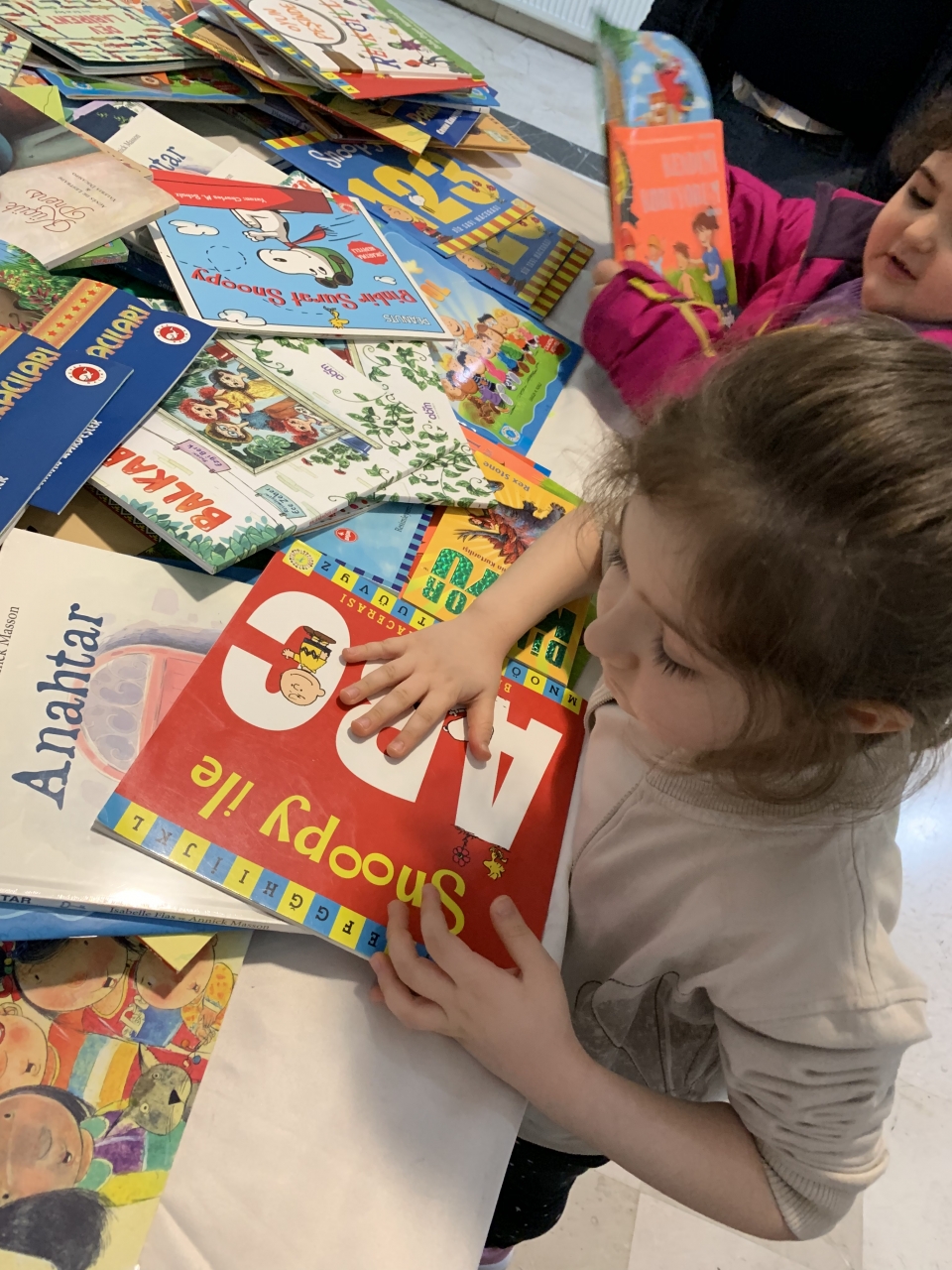 Okyanus Koleji Kolej Ozel Okul Ana Okulu Ilkokul Ortaokul Lise Avcilar Okul Oncesi Gunes Grubu Kitap Fuari Proje Etkinliginde
