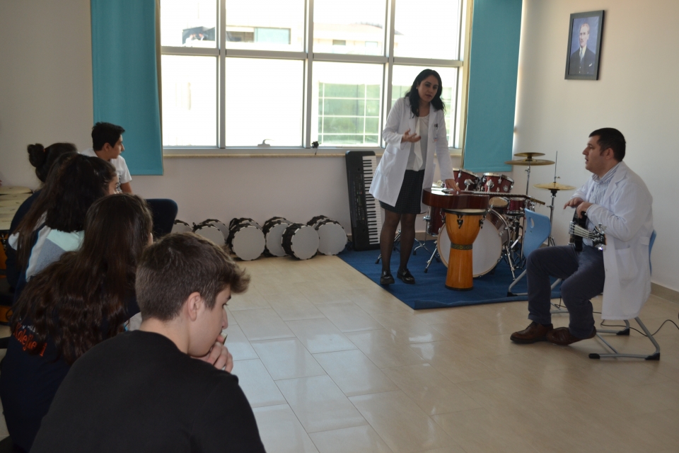 Antalya Konyaalti Okyanus Koleji Ortaokul Haber Antalya Okyanus Koleji Ogrencileri Ses Ve Sesin Ozellikleri Ni Muzik Aletleri Ile Ogrendiler