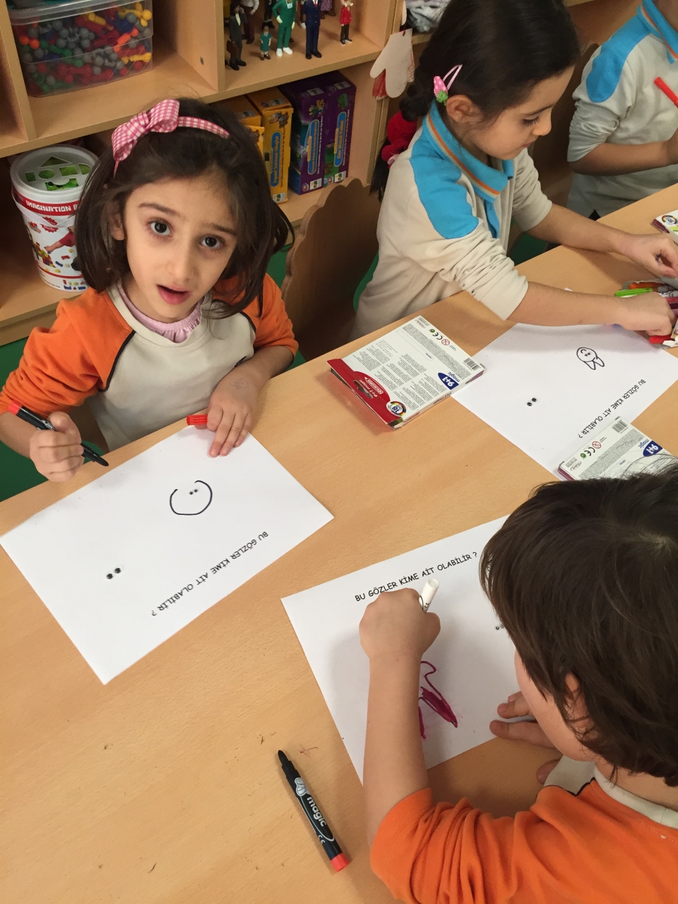 Okyanus Koleji Kolej Ozel Okul Ana Okulu Ilkokul Ortaokul Lise Eryaman Okul Oncesi Bolumu Gezegenler Sinifi Sanat Etkinliginde