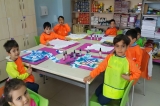 Adana Okyanus Koleji'nde Tişört Boyama Çalışması