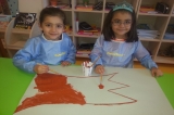 Ataşehir Okyanus Anaokulu Yıldızlar Sınıfı Resim Etkinliğinde