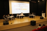Bornova Okyanus Ortaokulu Münazara Kampüs Finalinde