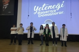 Gelecekte Bir Gün, Meslekte İlk Gün