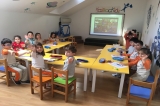 Gökkuşağı Grubu Fastrackids Dersinde
