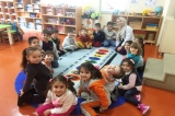 Güneşli Okyanus Koleji Okul Öncesi Balıklar Sınıfı Okuma Yazmaya Hazırlık Çalışmasında