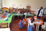 Güneşli Okyanus Koleji Okul Öncesi Gökkuşağı Grubu Okuma -Yazma Çalışması Yapıyor