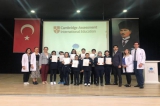Mimarsinan Okyanus Ortaokulunda Öğrencilerimiz Cambridge Sertifikalarını Aldılar