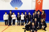 Sınıflar arası Mendil Kapmaca ve Yakar top Turnuvası