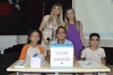 Adana Okyanus İlkokulu öğrencileri 2018-2019 Eğitim-Öğretim yılı okul meclis başkanını seçtiler.