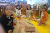 Beykent Okyanus Koleji Okul Öncesi Gökkuşağı Grubu Sanat Etkinliği Dersinde