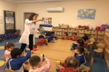Bornova Okyanus Koleji Balıklar ve Yunuslar Grupları İngilizce Dersinde
