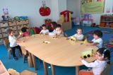 Çekmeköy Okyanus Koleji, Okul öncesi Çiçekler Grubu İngilizce Dersinde