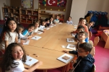 Çekmeköy Okyanus Koleji Okul Öncesi Gezegenler Grubu Düşünme Becerileri Dersinde Şifreli Sayıları İnceliyor