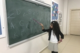 Eryaman Okyanus Koleji İlkokul Kademesi 2. Sınıf Öğrencileri Main Course Dersinde Alfabeyi Öğreniyor