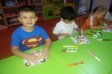Güneşli Okyanus Koleji Okul Öncesi Yıldızlar Grubu Kuklalarını Oluşturuyor