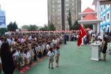 2017-2018 Eğitim Öğretim Yılı Çoşkulu Törenle Öğrencilerimizin Heycanıyla Başladı. Tüm Öğretmenlerimize Velilerimize ve Öğrencilerimize Başarılar Dileriz