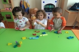 GÜNEŞLİ OKUL ÖNCESİ RÜZGAR GRUBU HAMUR ETKİNLİĞİNDE