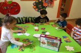 Bahçelievler Okyanus Okul Öncesi Balıklar Grubu Puzzle Yapıyor