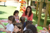 YILDIZLAR GRUBU AZRA OKUR’UN DOĞUM GÜNÜNÜ KUTLUYOR