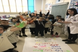 Eryaman Okyanus Koleji İlkokul Kademesi 1. Sınıflar  Parmak Boyasıyla Kelime Yazma Etkinliğinde