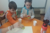 Fatih Okyanus Koleji Gökkuşağı Grubu Resim Dersinde