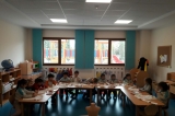 Güneş ve Yıldızlar Grubu Tişörtlerine İç organları Resmetti