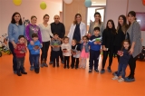 Beykent  Okyanus Koleji Okul Öncesi Çiçekler Sınıfı Çiçek Ekiyor