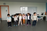 Beykent Okyanus Koleji Okul Öncesi Çiçekler Grubu Öğrencileri Müzik Dersinde