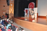 Dünya Tiyatrolar Günü"ne Yakışır Kutlama