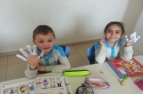Eryaman Okyanus Koleji İlkokul Kademesi 1. Sınıf Öğrencileri Main Course Dersinde Parmak Kuklası Yaptılar