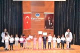 Beylikdüzü ve Solarkent Anaokullarının 2016-2017 eğitim öğretim yılı 6 yaş gruplarında bulunan öğrenciler, ilkokula hazırlık derslerini başarıyla tamamladılar