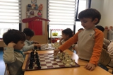 Okul Öncesi Yunuslar Grubu Satranç Dersinde