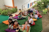 Yıldızlar Grubu Öğrencileri Türkçe Dil Etkinliğinde hikaye oluşturuyorlar.