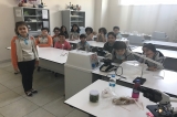 Eryaman Okyanus Koleji İlkokul Kademesi 4. Sınıfları Laboratuvarda