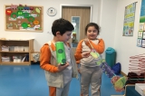 Okul Öncesi Yıldızlar ve Güneş Grubu Story Haftasında “The Very Hungry Caterpillar” Hikayesini İşliyor