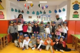 Ataşehir Okul Öncesi Gökkuşağı Grubu öğrencileri Art &amp; Craft Dersinde