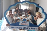 Eryaman Okyanus Koleji İlkokul Kademesinde Haftanın Örnek Sınıfı 1-A Seçildi.