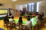 Gökkuşağı Grubu Öğrencileri Aile Katılımında '‘ Akvaryum '' Etkinliği Yapıyor