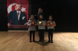 Örnek Öğrenciler