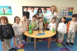 Mavişehir Okyanus Koleji Okul Öncesi Yıldızlar Grubu Öğrencileri İngilizce Dersinde