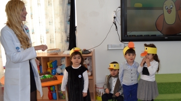 Adana Okyanus Koleji okul öncesi kademesi C grubu öğrencileri 10.12.2016 tarihinde coffee morning etkinliğinde