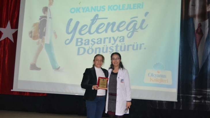 Adana Okyanus Kolejinde Gelecekte Bir Gün Meslekte İlk Gün Projesi İkinci aşaması ‘Velilerimiz Sahnede’ başladı..