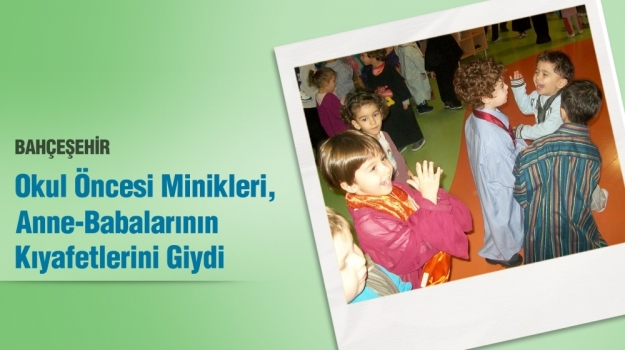 Aile Kıyafetleri Defilesi