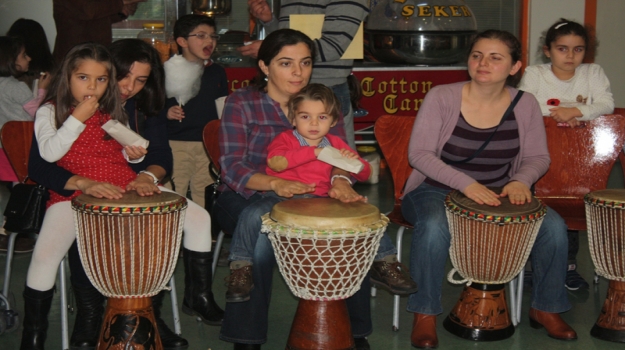1. Sınıf Minikleri ve Ailelerinin Eğlenceli Buluşması