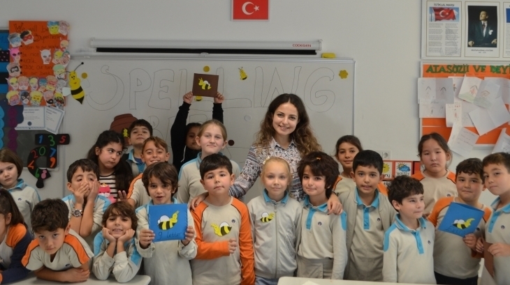 2. Sınıflarda Gerçekleştirilen 'Spelling Bee' Yarışmasının Finalistleri Belli Oldu